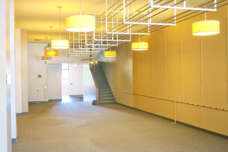 More Photos Of 1417 4th St, San Rafael Storefront For Sale