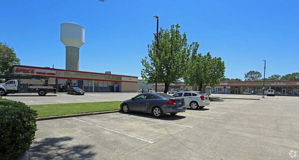 Primary Photo Of 13331 Kuykendahl Rd, Houston Storefront For Lease