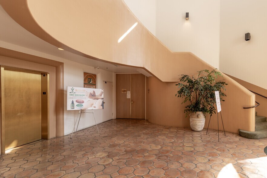 More Photos Of , Palm Desert Office For Sale