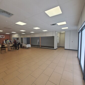 More Photos Of 5211 York Rd, Baltimore Convenience Store For Sale