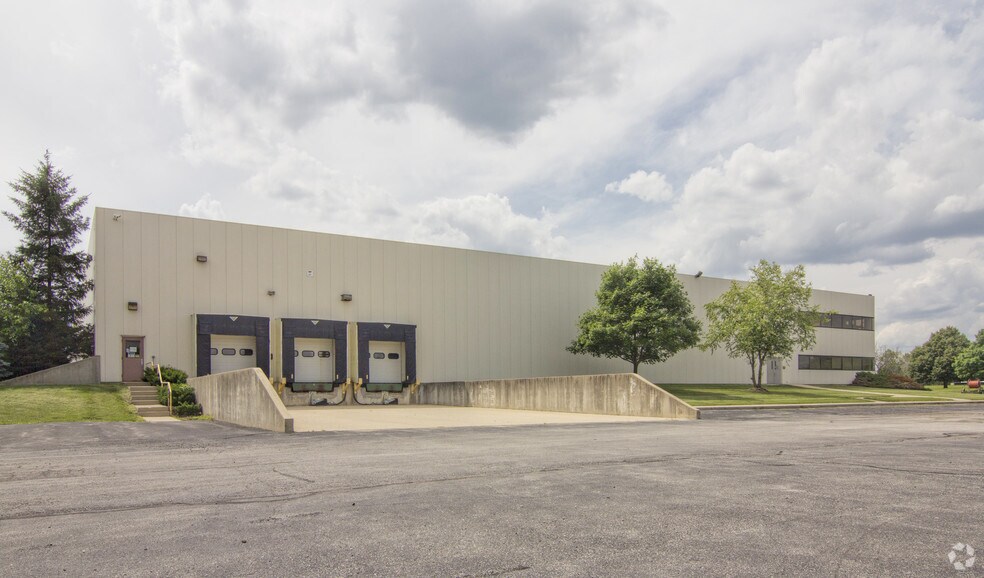 More Photos Of 2000 E 196th St N, Westfield Warehouse For Lease