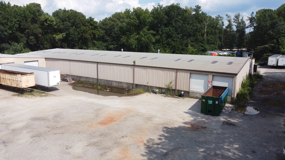 Primary Photo Of 733 Glendale Rd, Scottdale Warehouse For Lease