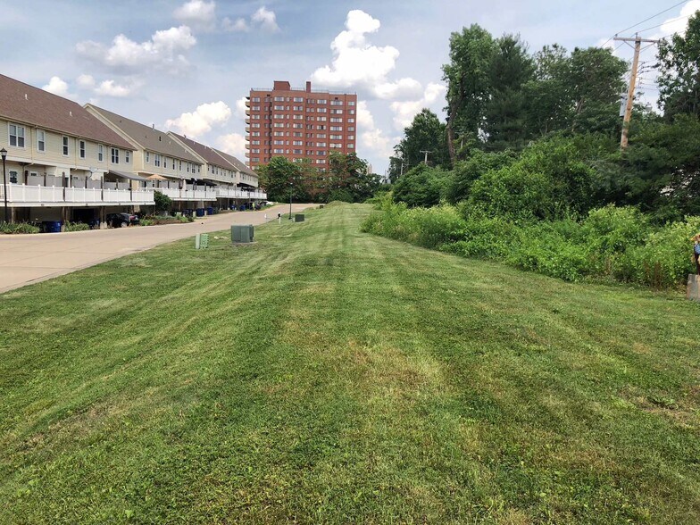 More Photos Of 5344-5346 Delmar Blvd, Saint Louis Land For Sale