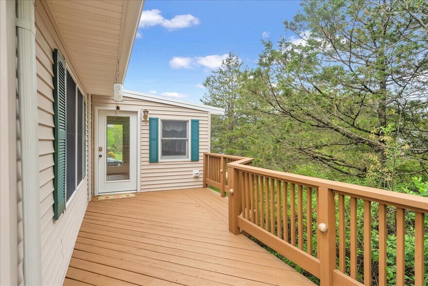 More Photos Of 47-49 Furnace ave, Wanaque Flex For Sale