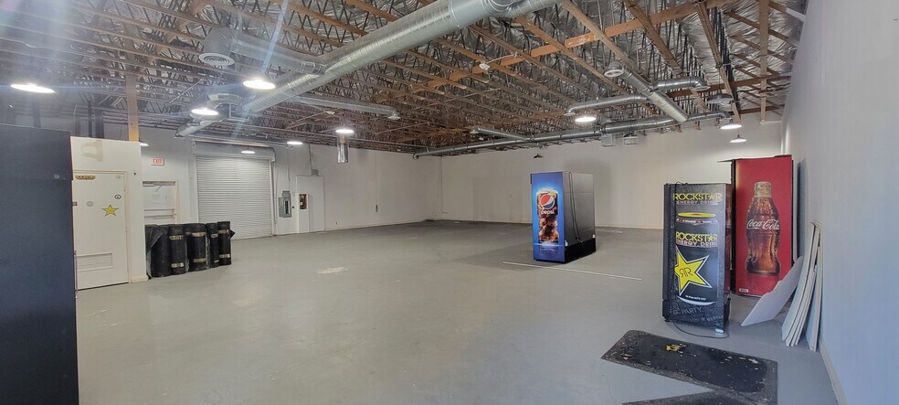 More Photos Of 640 Grand Ave, San Marcos Freestanding For Lease