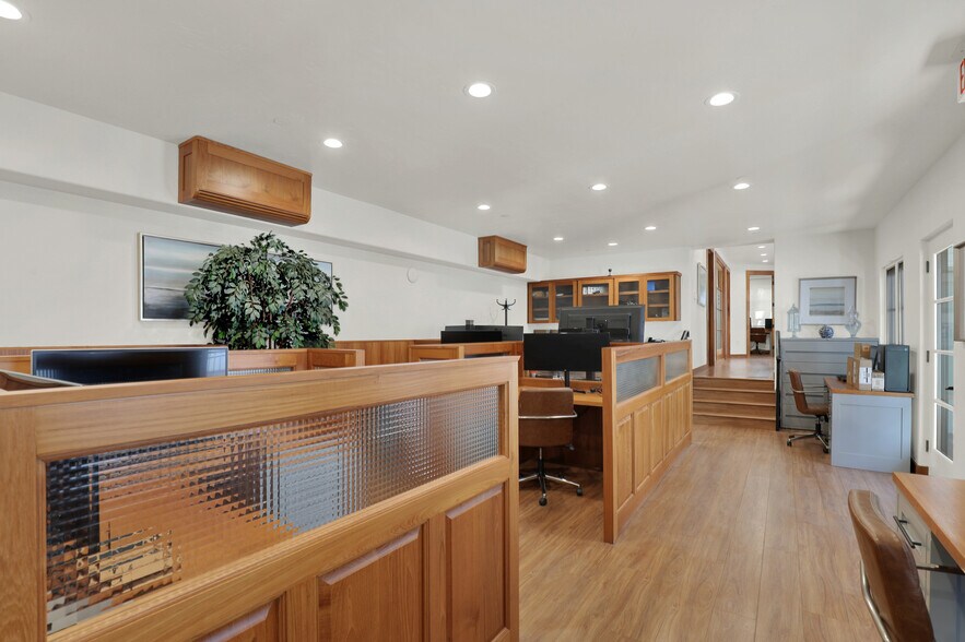 More Photos Of 1403 N El Camino Real, San Clemente Office For Sale