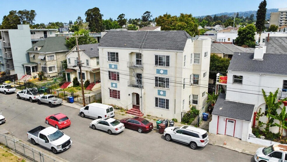 Primary Photo Of 3040 E 19th St, Oakland Apartments For Sale