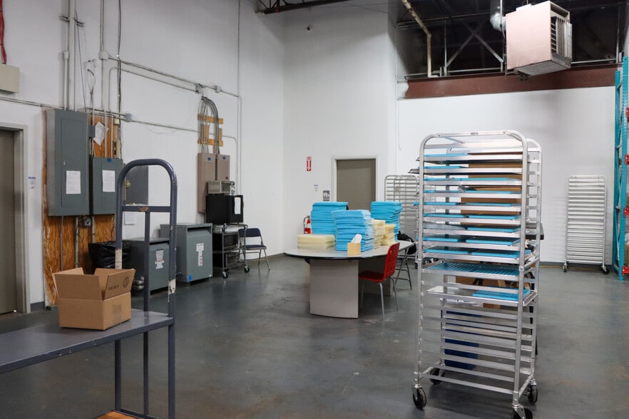 More Photos Of 85 River Rock Dr, Buffalo Office For Lease