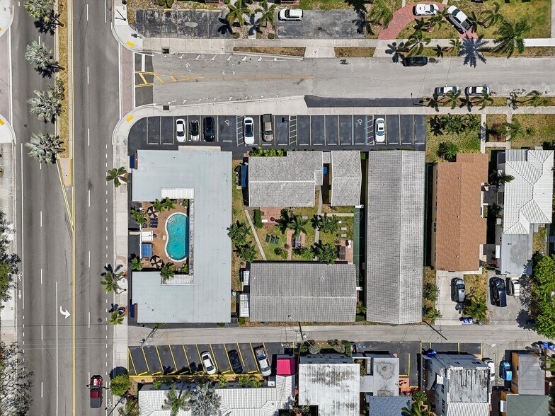 More Photos Of 1201 S Federal Hwy, Hollywood Hotel For Sale