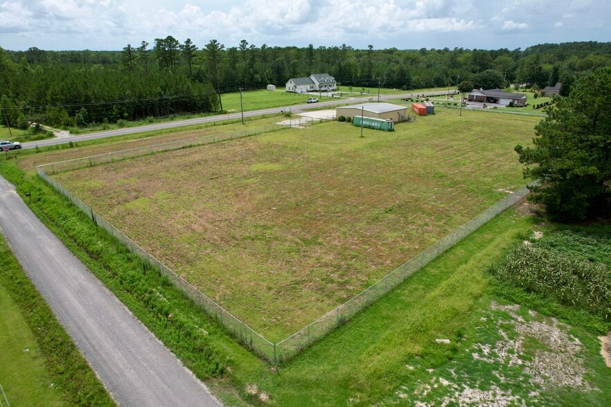 More Photos Of 7914 Browns Ferry Rd, Georgetown Light Distribution For Sale