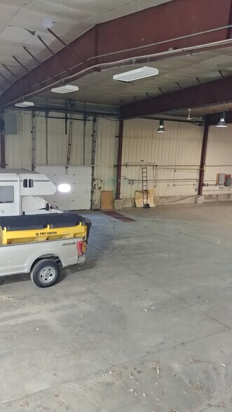 More Photos Of 11 Spellman Rd, Plattsburgh Manufacturing For Lease