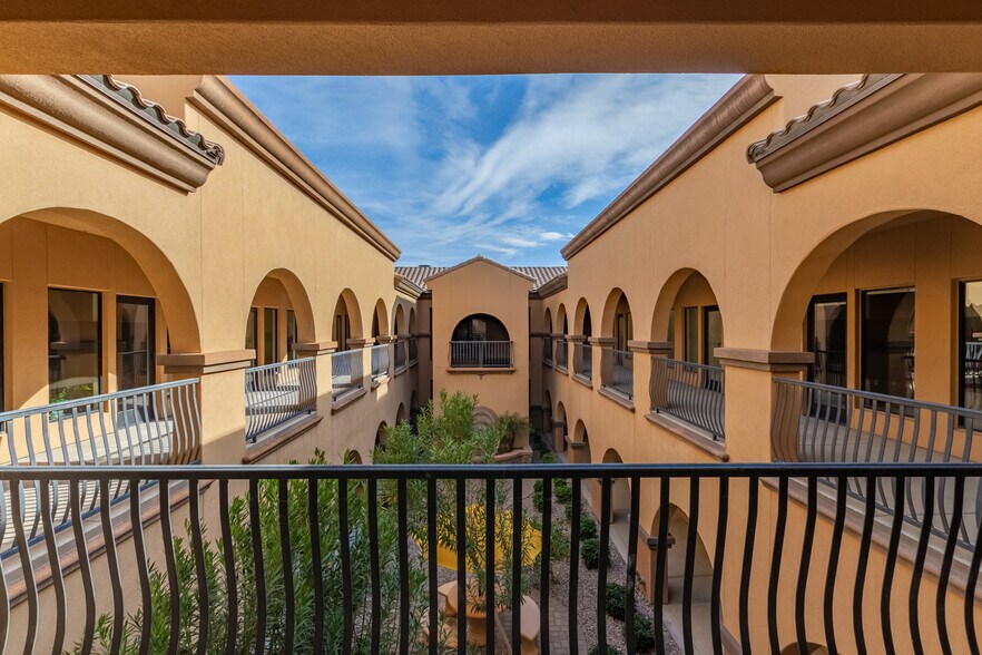 More Photos Of 1166 E warner Rd, Gilbert Unknown For Lease