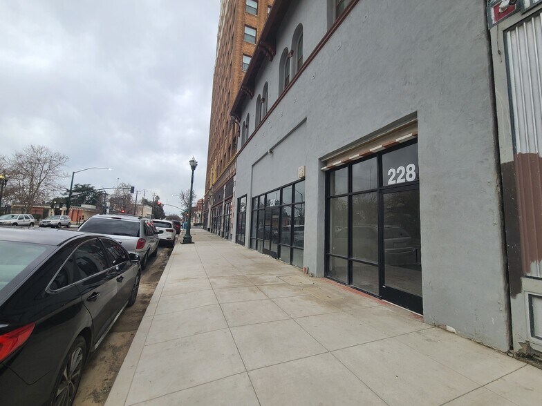 More Photos Of 242 N Sutter St, Stockton Apartments For Sale