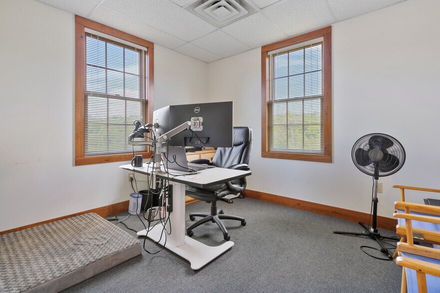 More Photos Of 41 Liberty Hill Rd, Henniker Medical For Sale