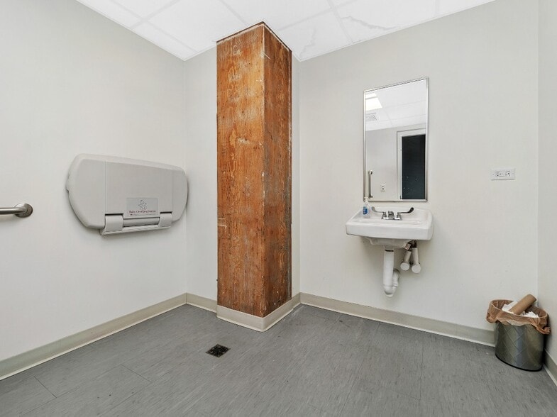 More Photos Of 540 N Lake Shore Dr, Chicago Apartments For Lease