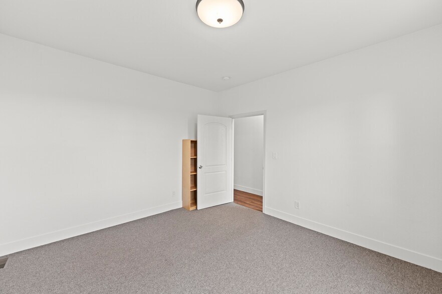 More Photos Of 940 York St, Vallejo Apartments For Sale