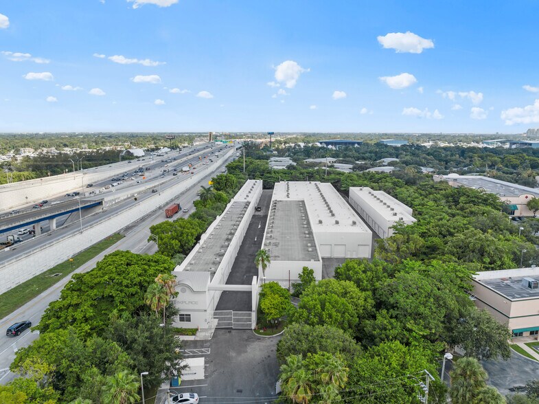More Photos Of 2011 W State Road 84, Fort Lauderdale Warehouse For Sale