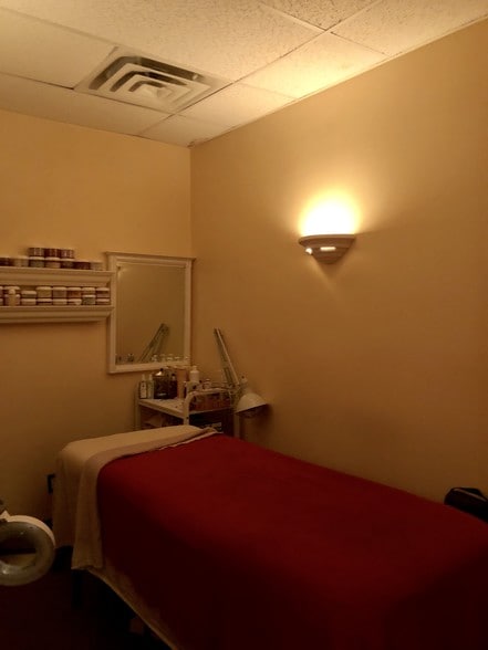 More Photos Of 3 Boyle Rd, Selden Medical For Sale