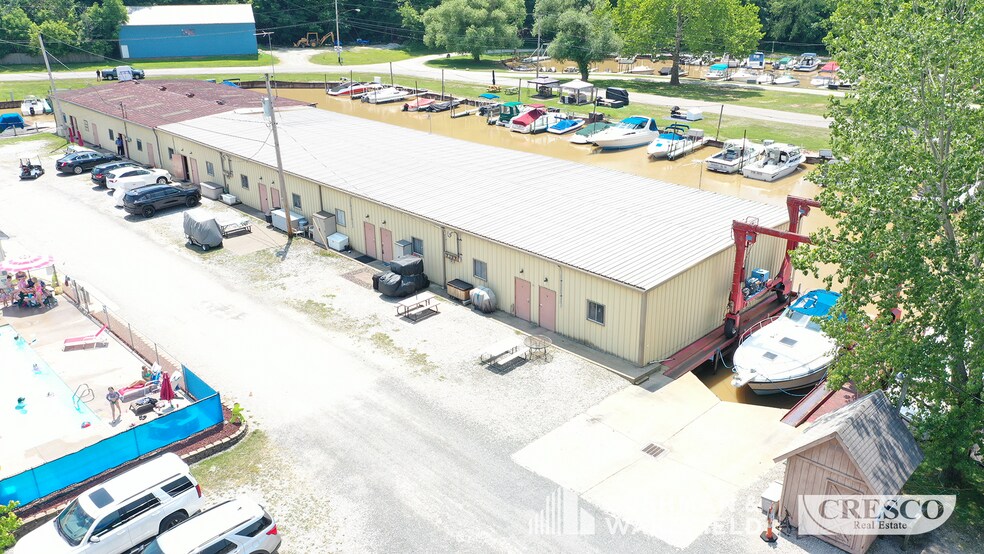 More Photos Of 921 W River Rd, Vermilion Marina For Sale