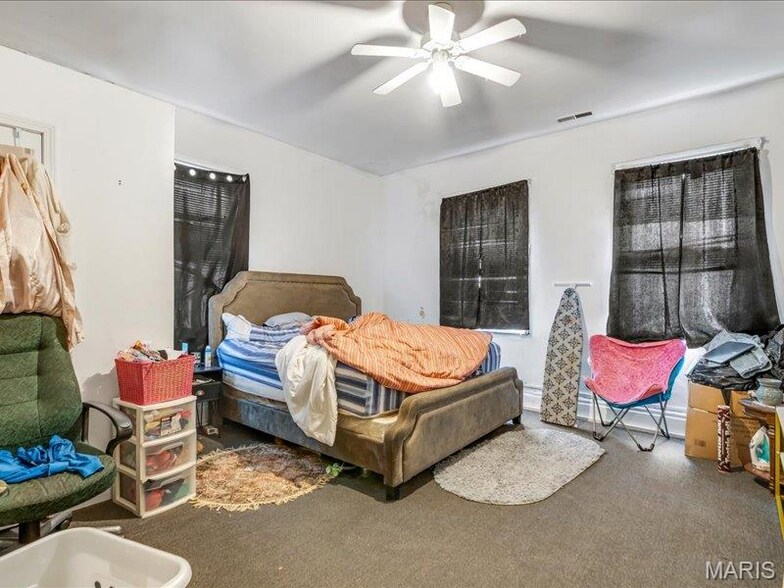 More Photos Of 8035 N Broadway, Saint Louis Daycare Center For Sale