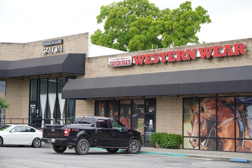 More Photos Of 1000 Melody Ln, Roseville General Retail For Lease