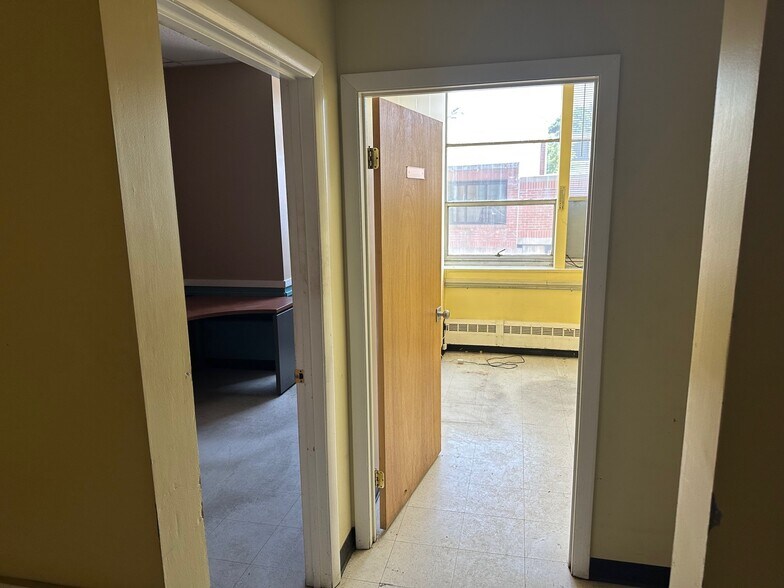 More Photos Of 29 Church St, Leominster Police Fire Station For Sale