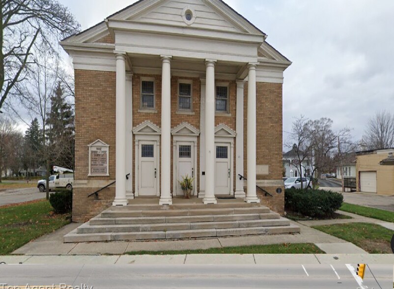 More Photos Of 71 S Washington St, Oxford Religious Facility For Lease