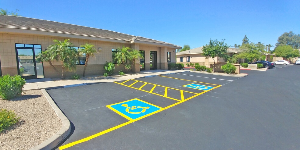 More Photos Of 18001 N 79th Ave, Glendale Office For Lease