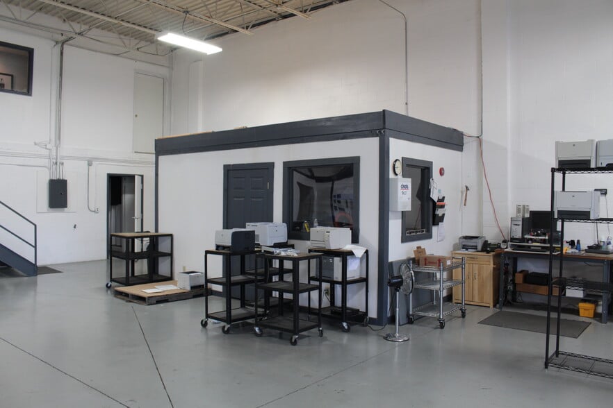 More Photos Of 57 Willow St, Nashville Warehouse For Lease