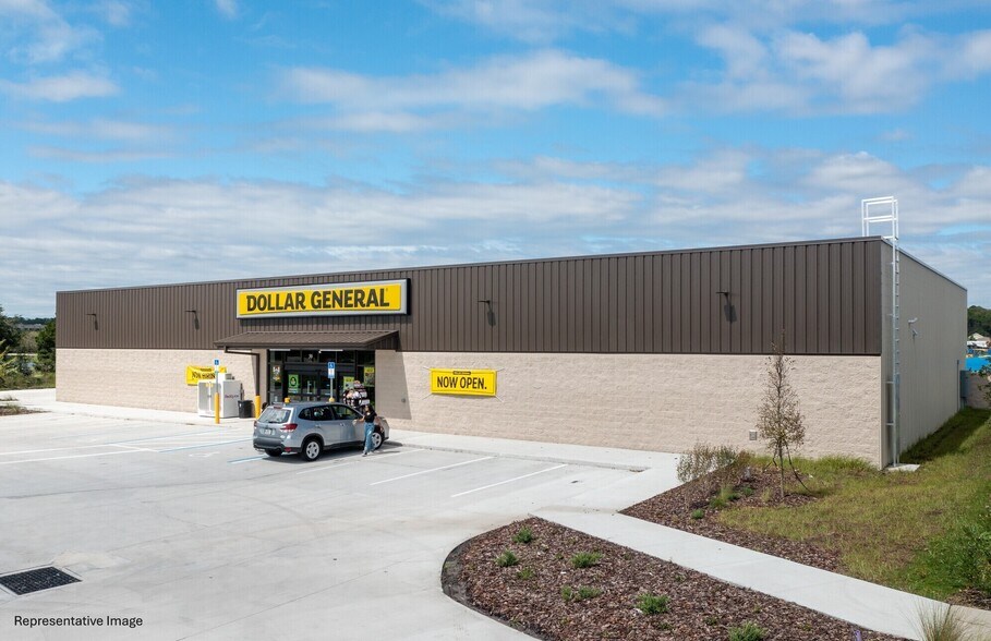 Primary Photo Of 405 W Henry St, Atkinson Freestanding For Sale