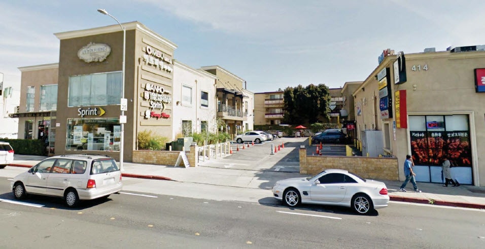 More Photos Of 400 S Western Ave, Los Angeles Storefront Retail Office For Lease