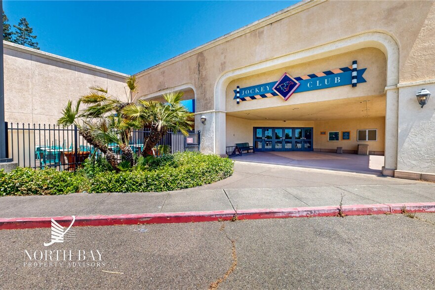 More Photos Of 991 Gordon Ln, Santa Rosa Casino For Lease