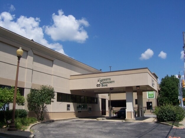 More Photos Of 2 N 4th St, Lafayette Office For Sale