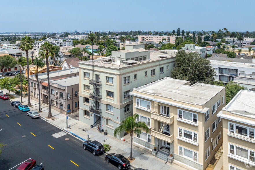 More Photos Of 323 W 4th St, Long Beach Apartments For Sale