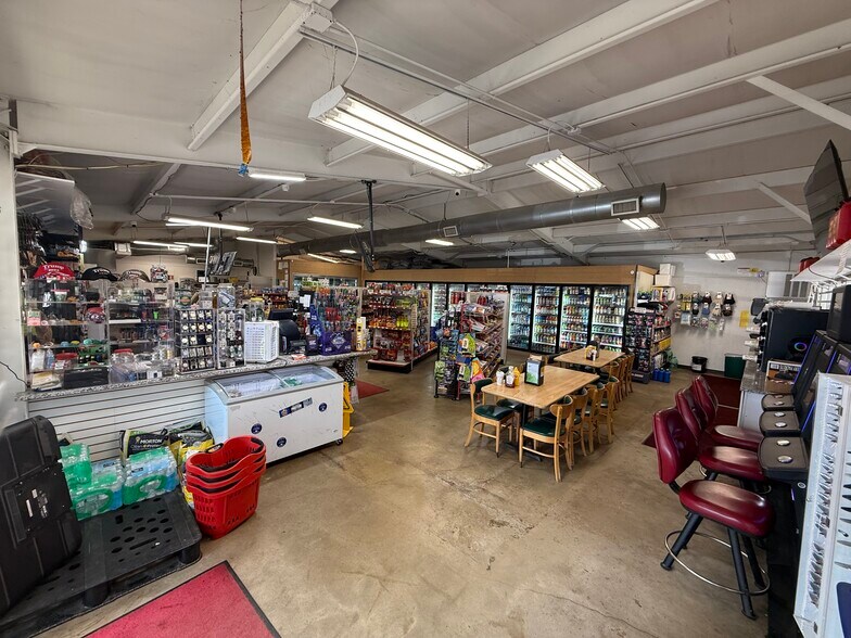 More Photos Of 3151 Highway 10 E, Perryville Service Station For Sale