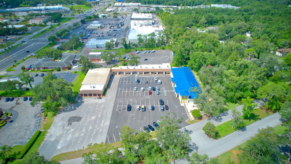 More Photos Of 935-951 Candlelight Blvd, Brooksville Office For Lease