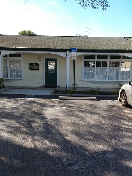 More Photos Of 28960 US Highway 19 N, Clearwater Medical For Sale