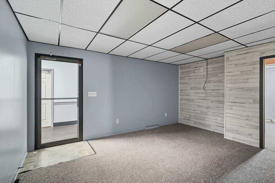 More Photos Of 9309-9319 Cincinnati-Columbus Rd, West Chester Office For Lease