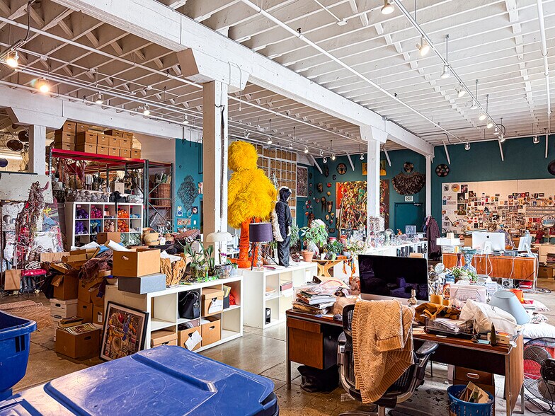 More Photos Of 1007 N Main St, Los Angeles Warehouse For Lease