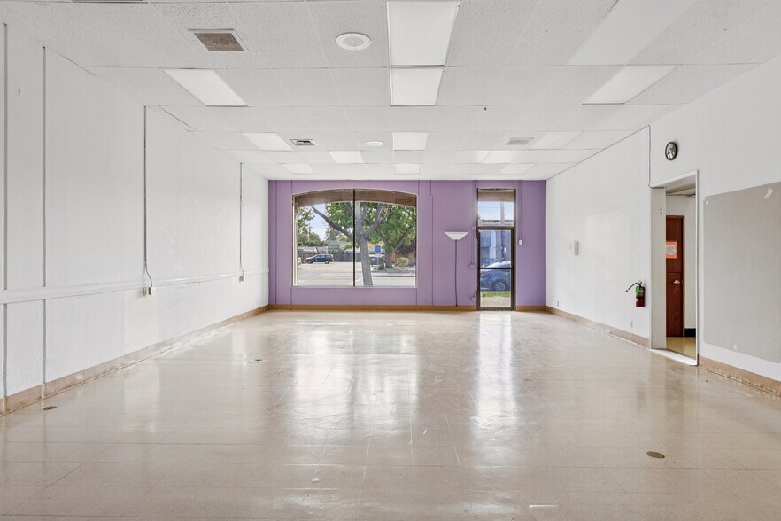 More Photos Of 951 Monroe St, Santa Clara Freestanding For Sale