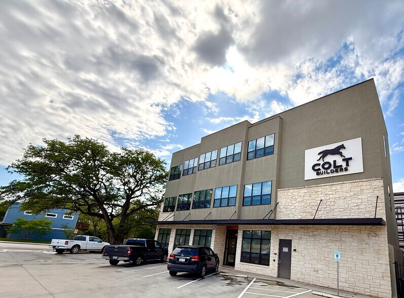 Primary Photo Of 2204 Western Trails Blvd, Austin Loft Creative Space For Sale