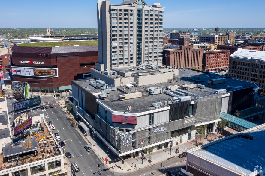 More Photos Of 600 Hennepin Ave, Minneapolis Office For Lease