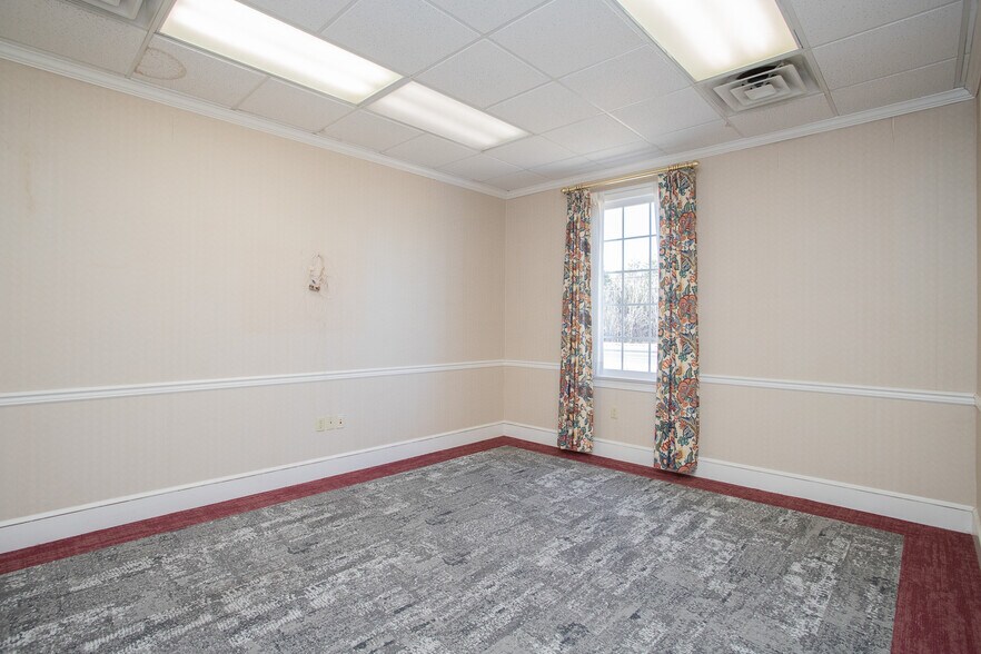More Photos Of 5406 US 29, Blairs Bank For Lease
