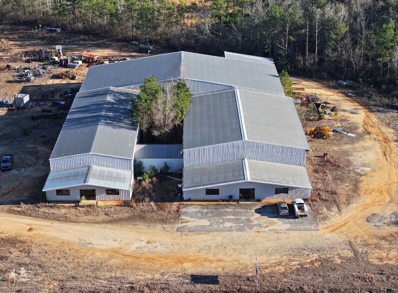 More Photos Of 27530 Highway 31, Flomaton Distribution For Sale