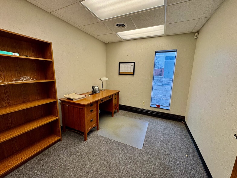 More Photos Of 1050 Triplett Blvd, Akron Warehouse For Sale