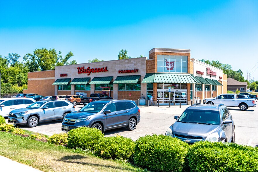 Primary Photo Of 5750 C Ave NE, Cedar Rapids Drugstore For Sale