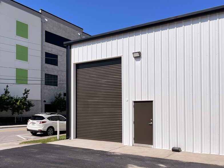 More Photos Of 208 14th St N, Saint Petersburg Warehouse For Lease