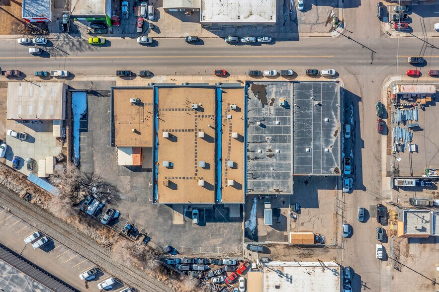 More Photos Of 3020-3040 S Tejon St, Englewood Warehouse For Lease