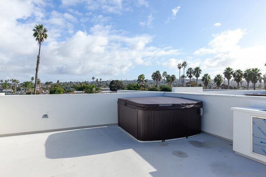 More Photos Of 2158 & 2166 Abbott st, San Diego Apartments For Sale