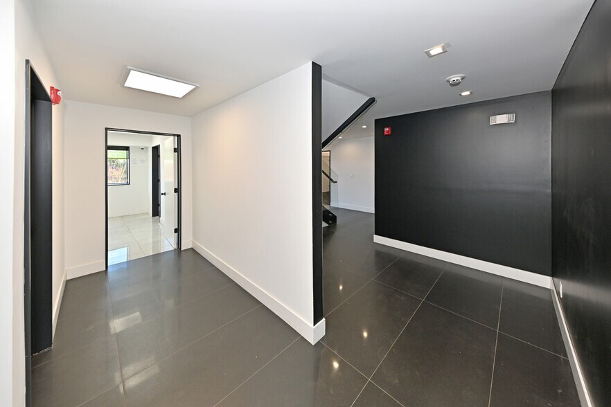 More Photos Of 1 S Liberty Dr, Stony Point Storefront For Sale